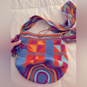 Colorful hanwoven tapestry Wayuu handbag NWOT